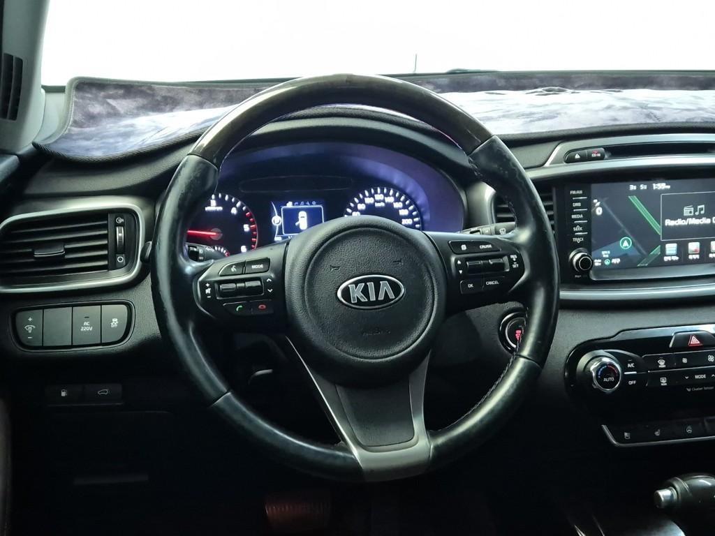 KIA Sorento - Vista 9