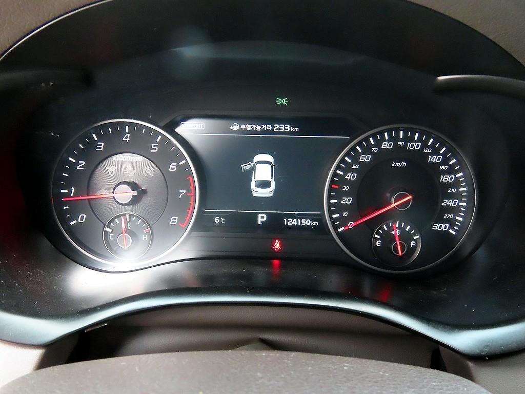 KIA Stinger - Vista 9