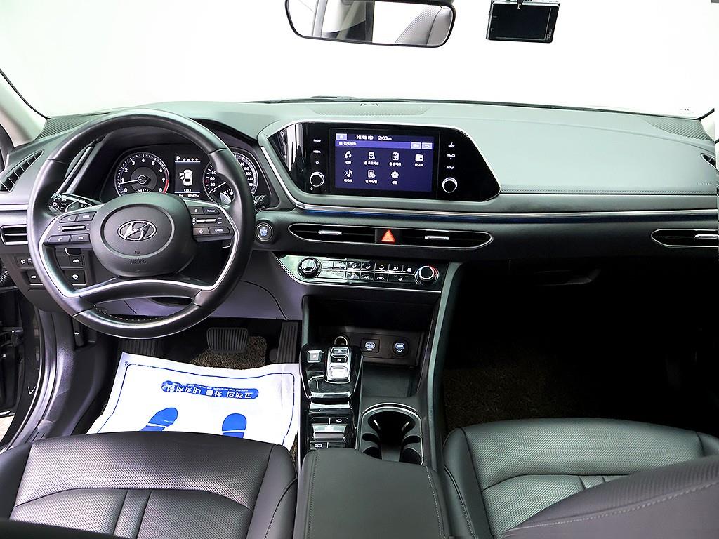 HYUNDAI Sonata - Vista 9