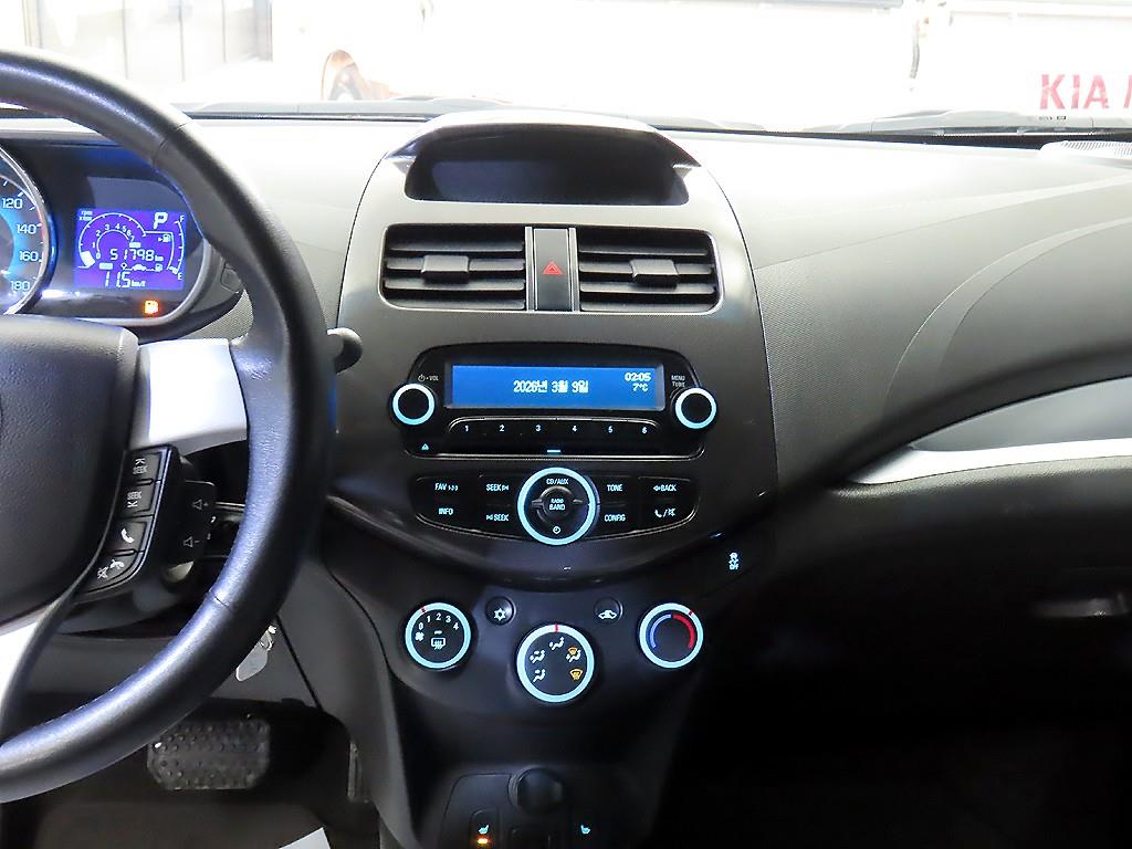 Chevrolet Spark - Vista 11