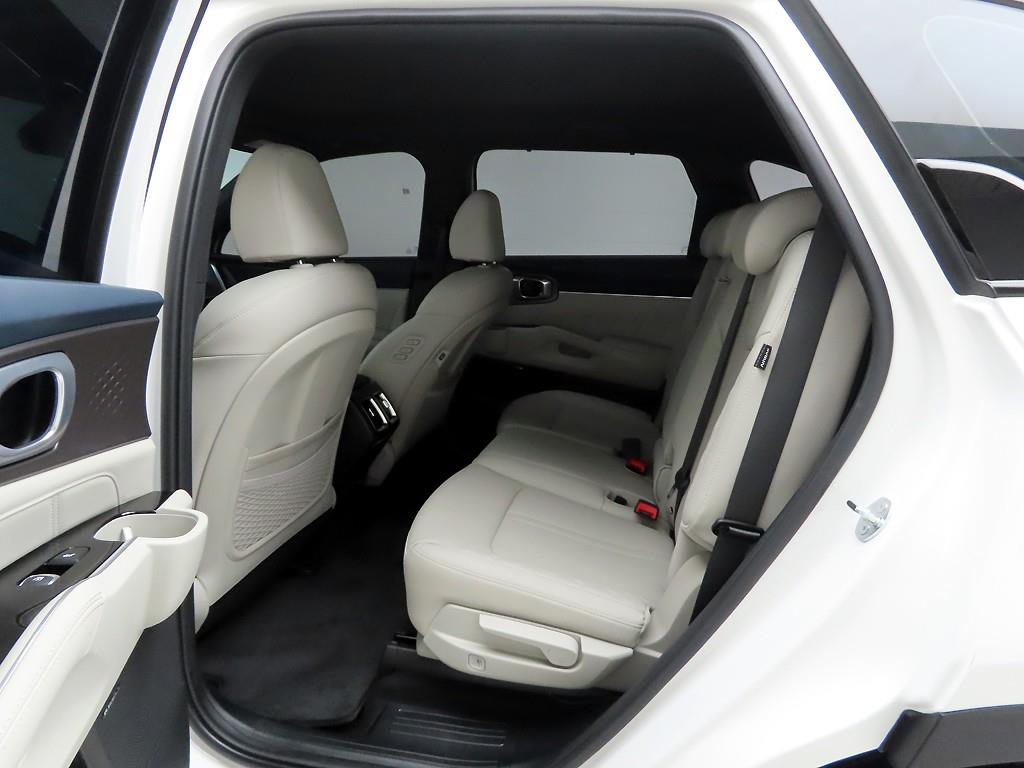 KIA Sorento - Vista 12