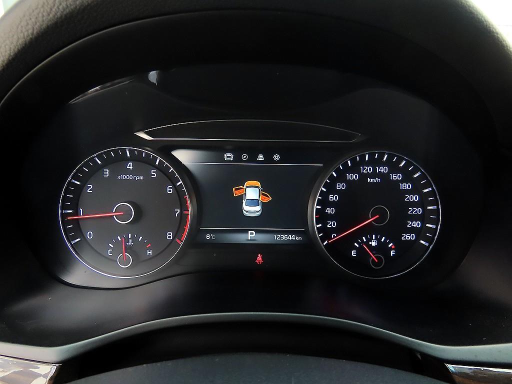 KIA K7 - Vista 9