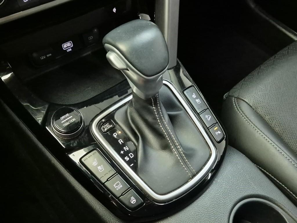 KIA Seltos - Vista 8