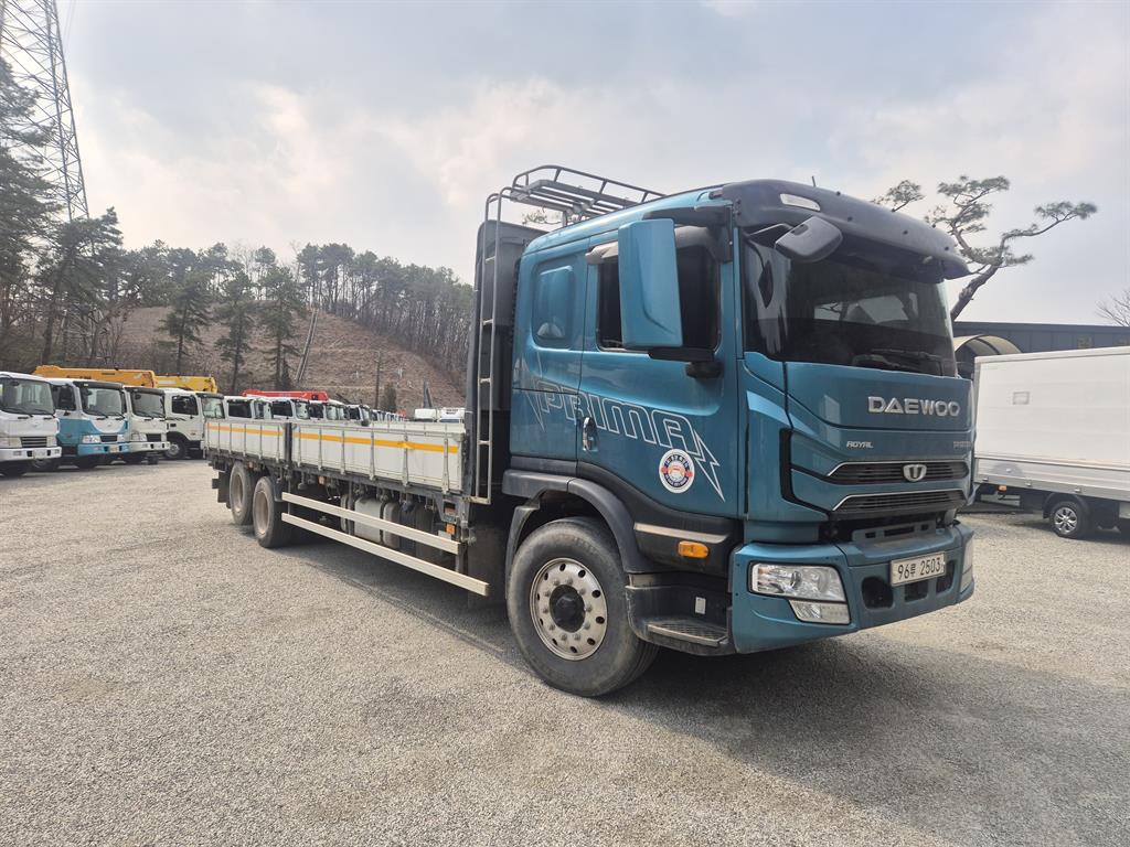 medium and large cargo Cargo - Vista 3