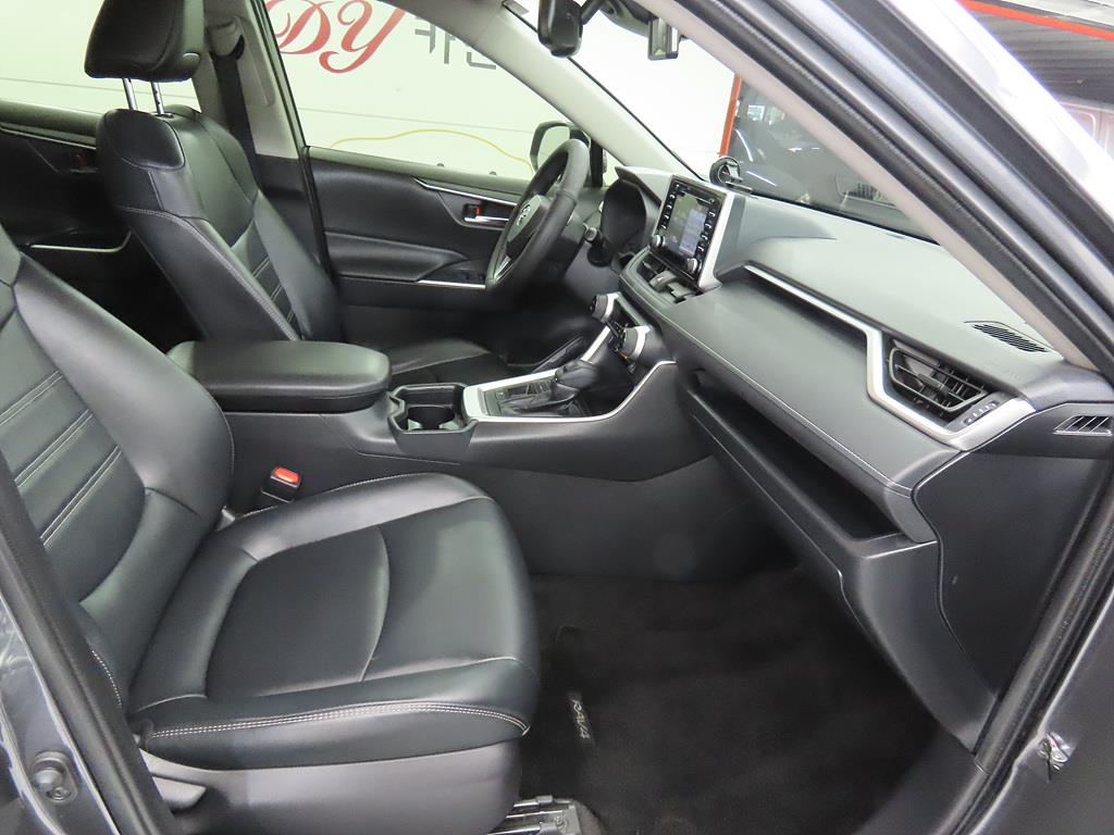 Toyota RAV4 - Vista 7