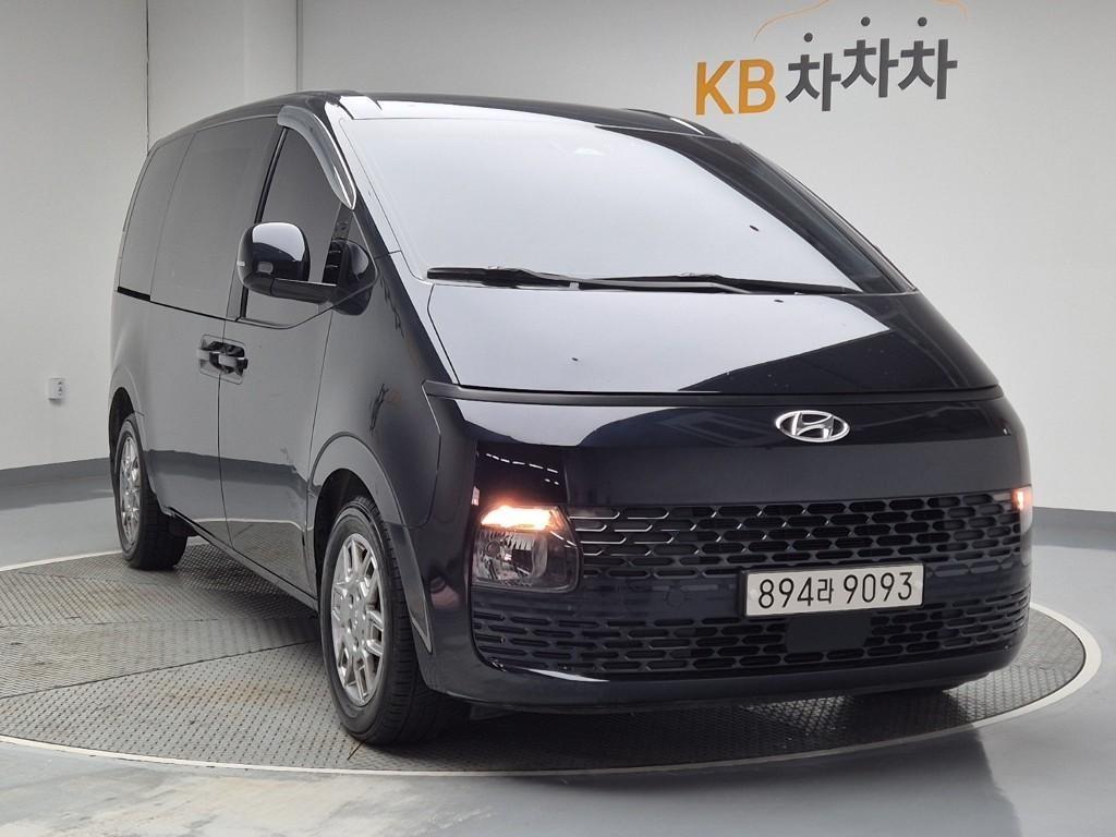 HYUNDAI Staria - Vista 4