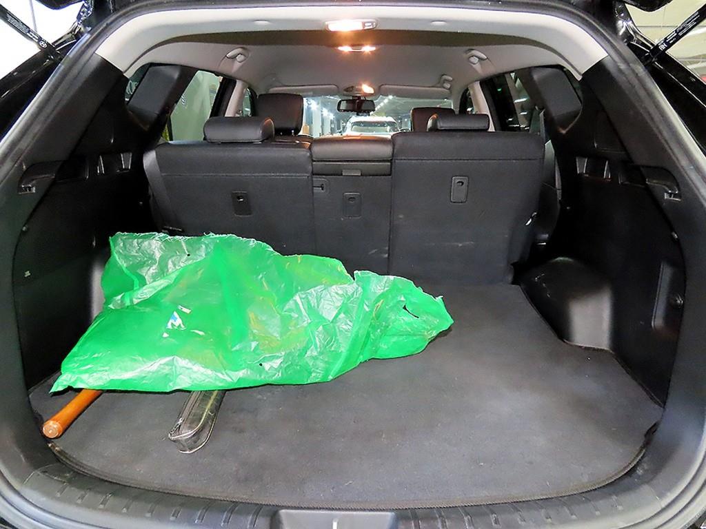 HYUNDAI Santa Fe - Vista 6