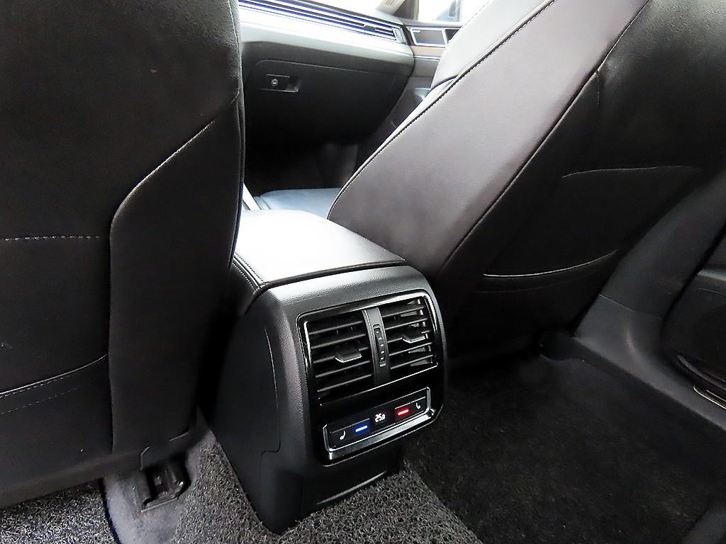 Volkswagen Arteon 2018 Negro - Importación desde Corea - HF Imports Iquique - Foto 16