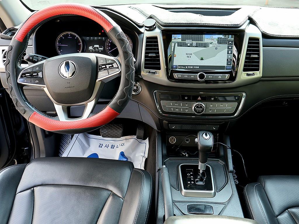 Ssangyong Rexton - Vista 9