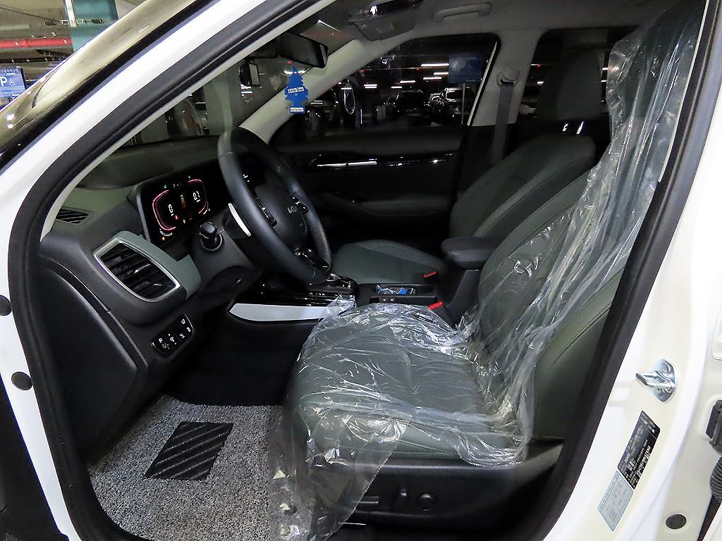 KIA Seltos - Vista 6