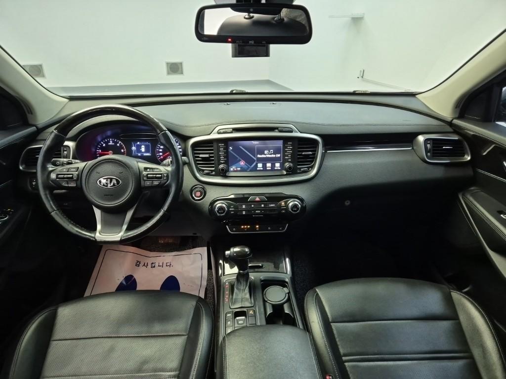 KIA Sorento - Vista 7