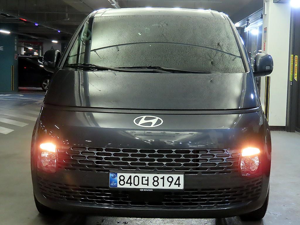 HYUNDAI Staria - Vista 2