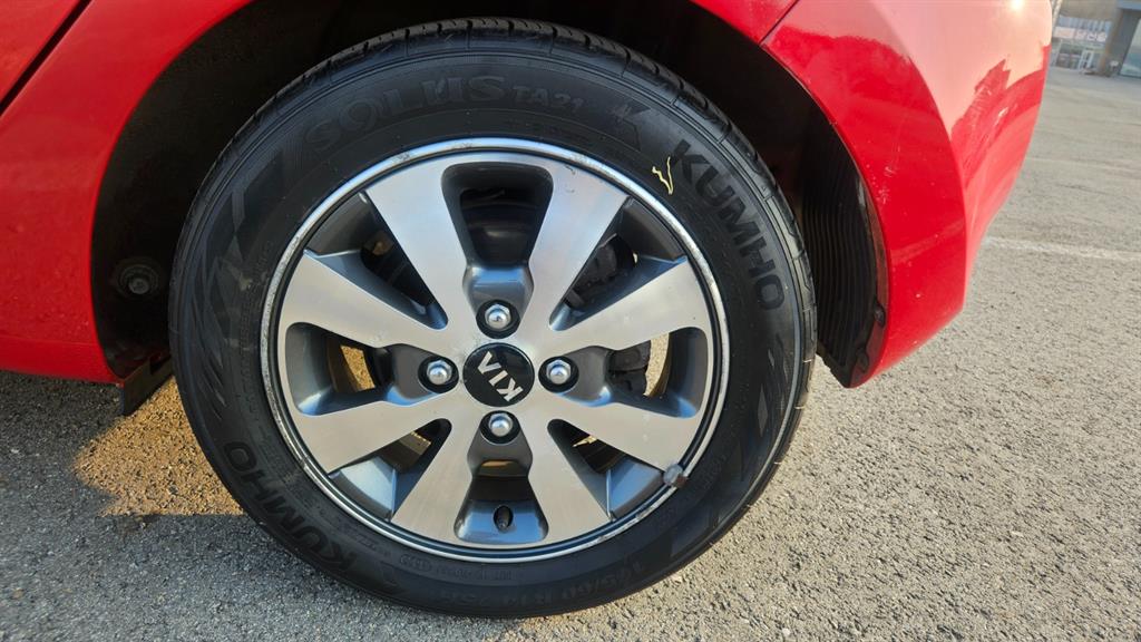 KIA Morning - Vista 5