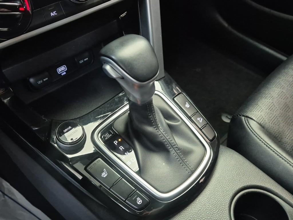 KIA Seltos - Vista 8