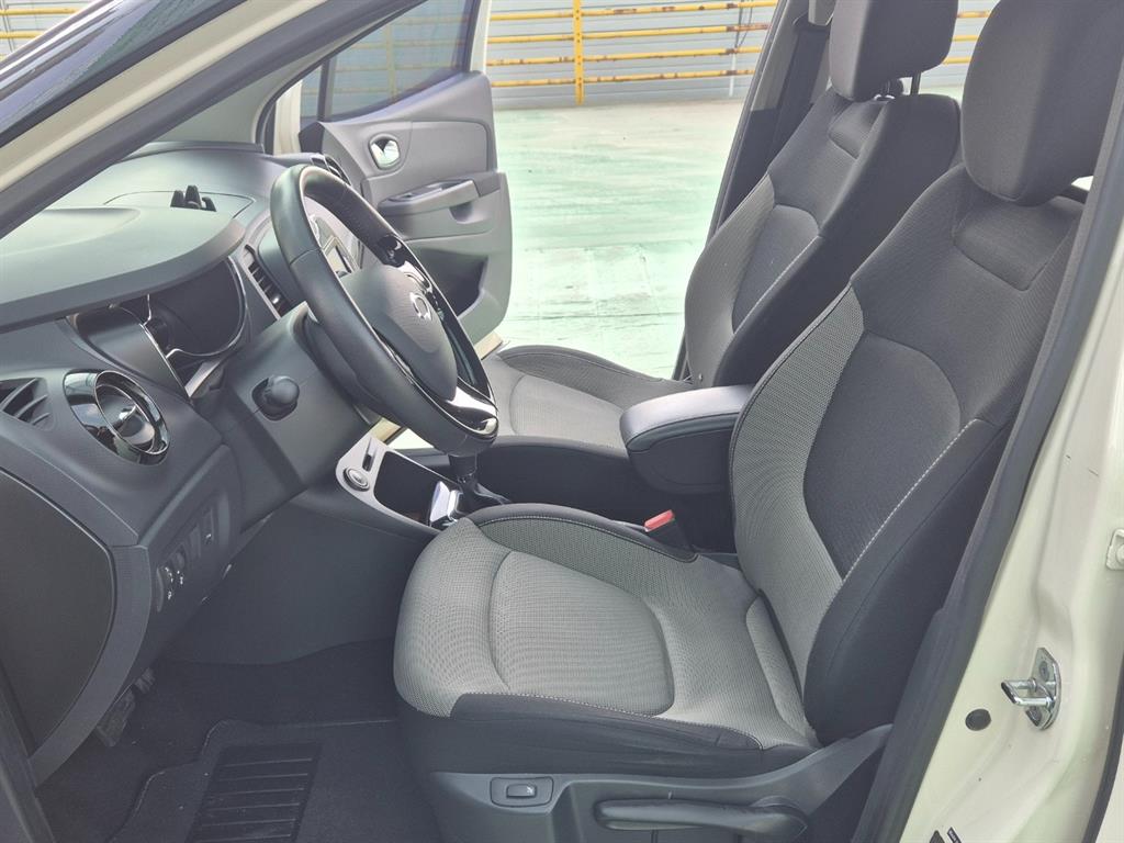 SAMSUNG QM3 - Vista 6