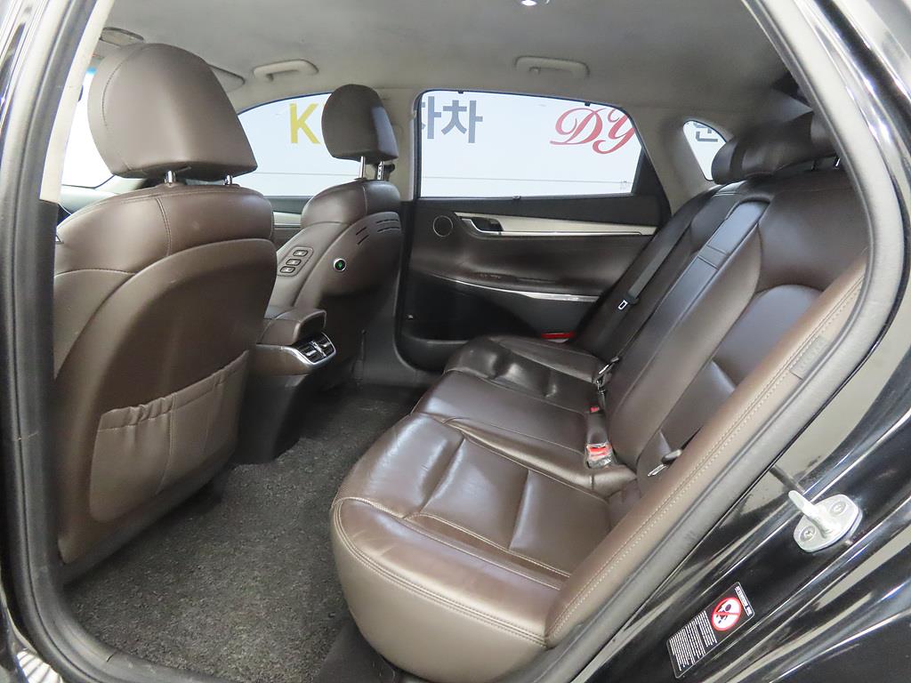 HYUNDAI Grandeur - Vista 5