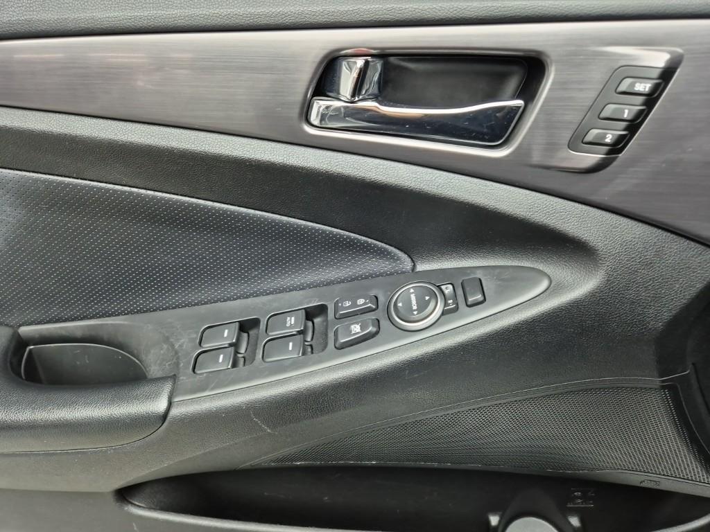 HYUNDAI Sonata 2012 Plateado - Importación desde Corea - HF Imports Iquique - Foto 18