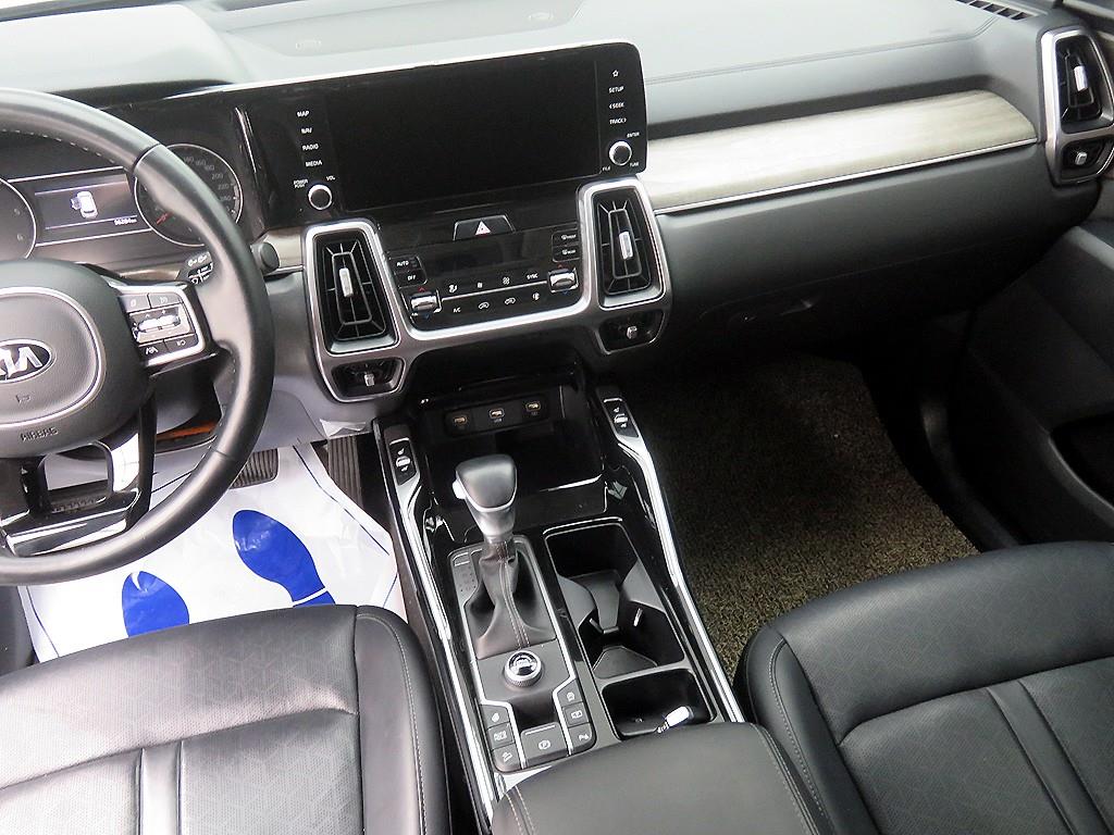 KIA Sorento - Vista 12