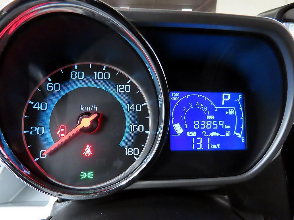 Chevrolet Spark - Vista 8