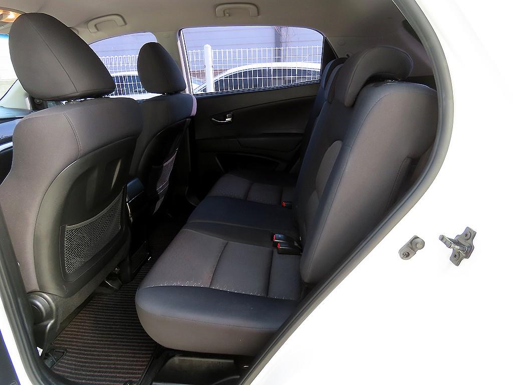 Ssangyong Korando - Vista 6