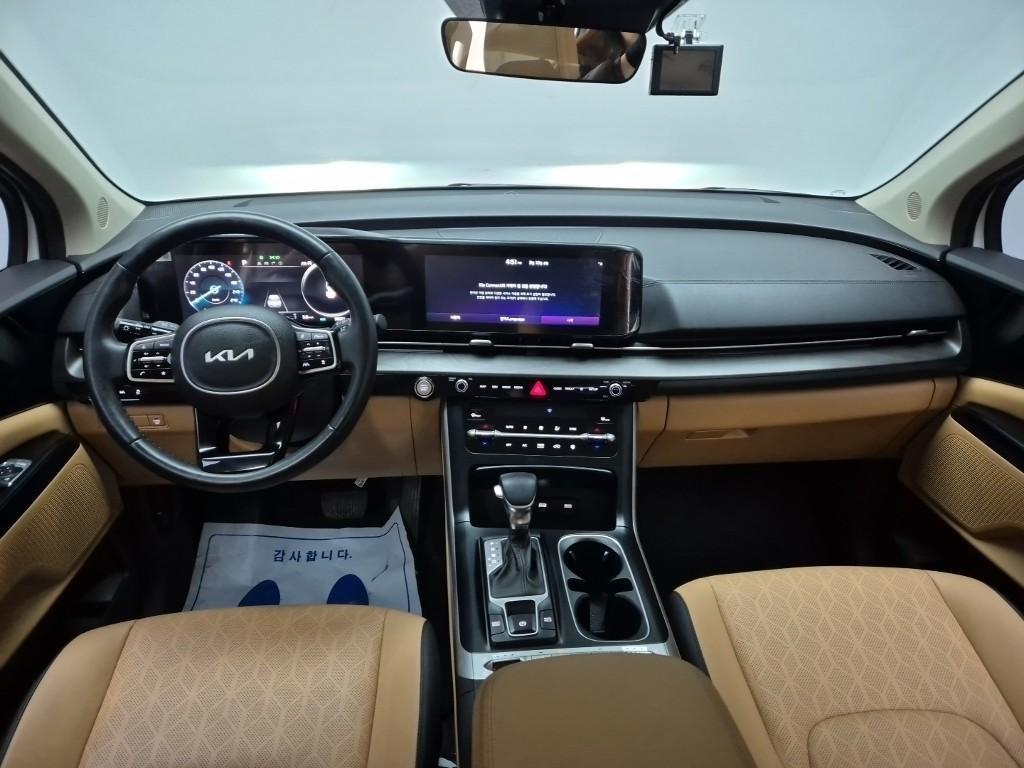 KIA Carnival - Vista 7