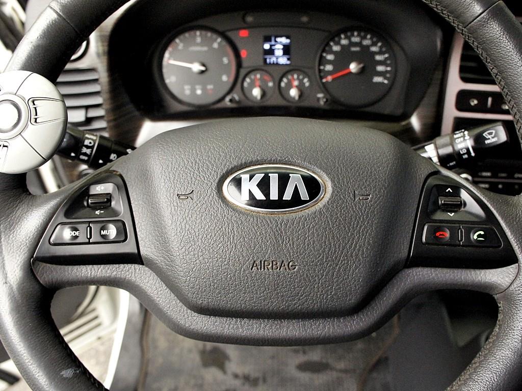 Small Truck Complaint (complaint vehicle) 2019 Azul - Importación desde Corea - HF Imports Iquique - Foto 7