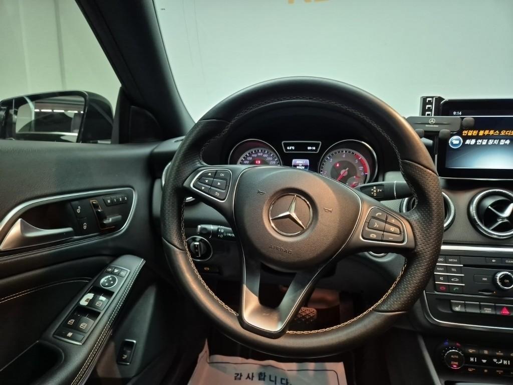 Mercedes Benz CLA Class - Vista 6