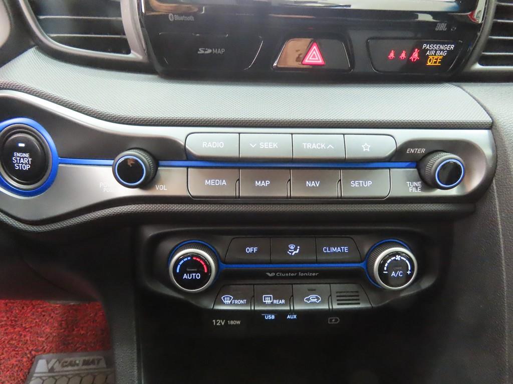 HYUNDAI Veloster - Vista 12