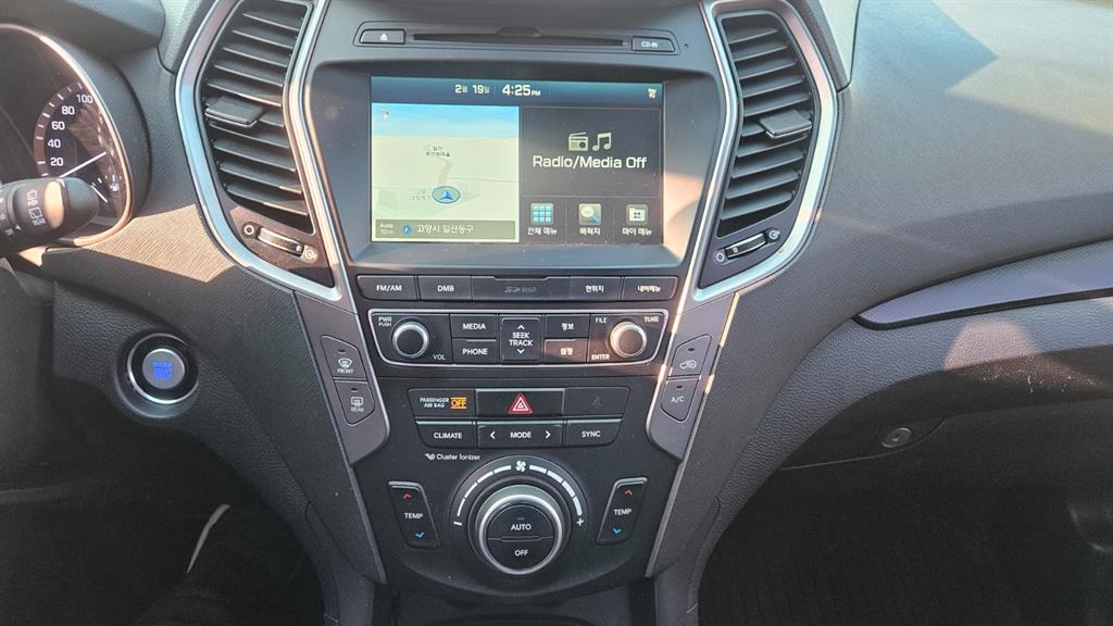 HYUNDAI Santa Fe 2018 Gris - Importación desde Corea - HF Imports Iquique - Foto 14