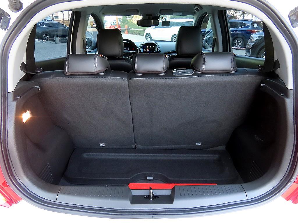 Chevrolet Spark 2022 Blanco - Importación desde Corea - HF Imports Iquique - Foto 18