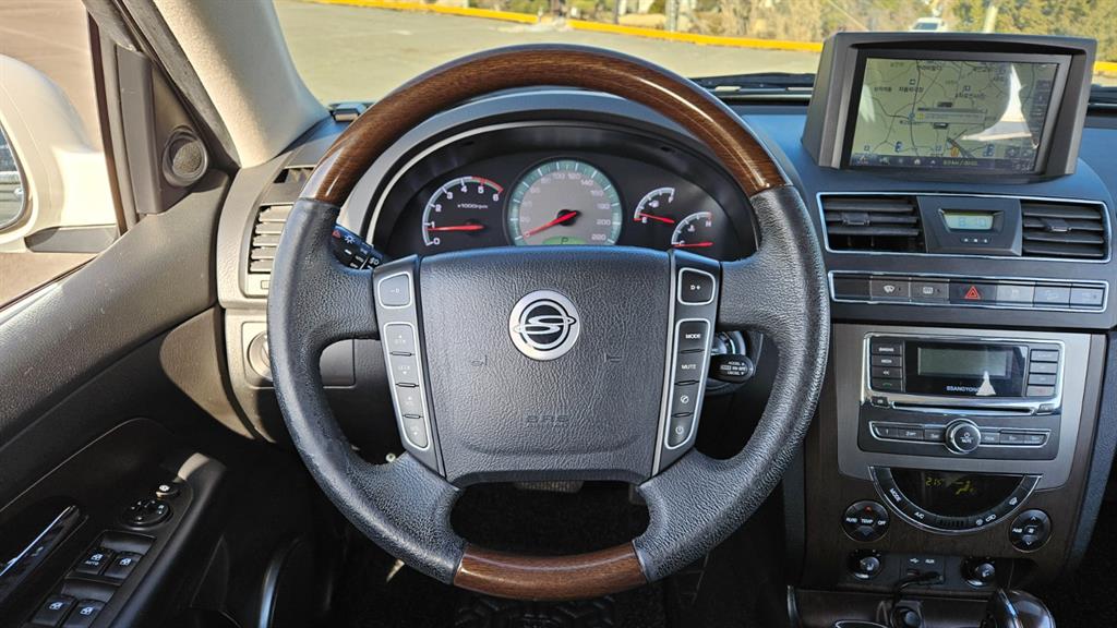 Ssangyong Rexton 2013 Blanco - Importación desde Corea - HF Imports Iquique - Foto 15