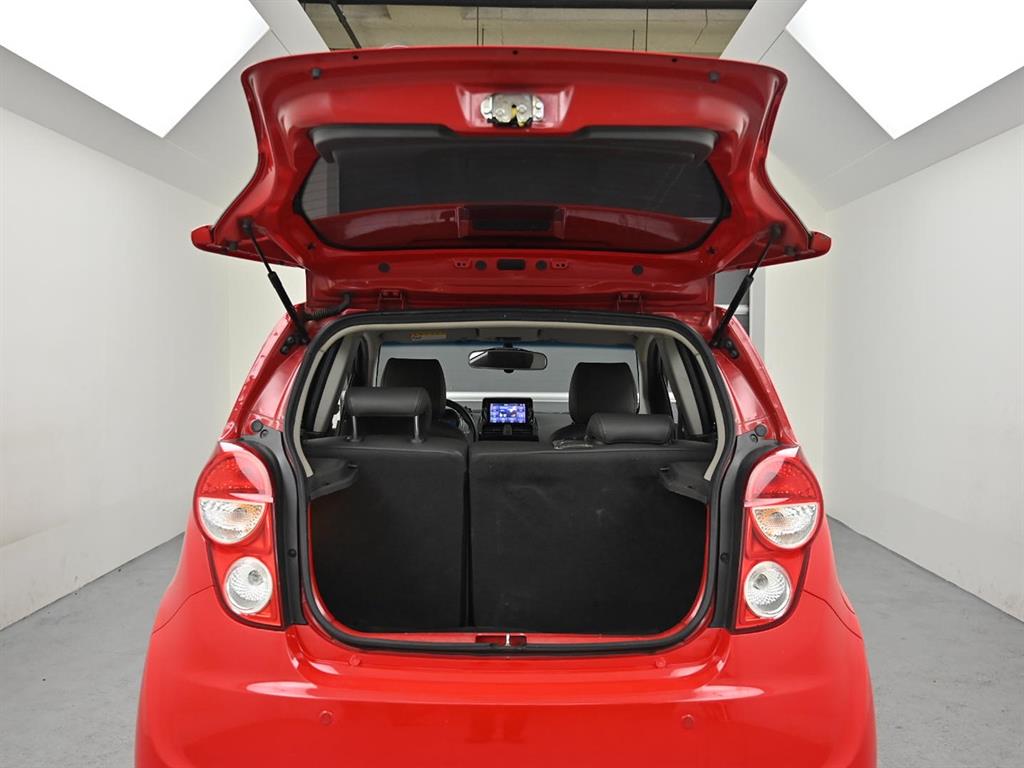 Chevrolet Spark 2014 Rojo - Importación desde Corea - HF Imports Iquique - Foto 19