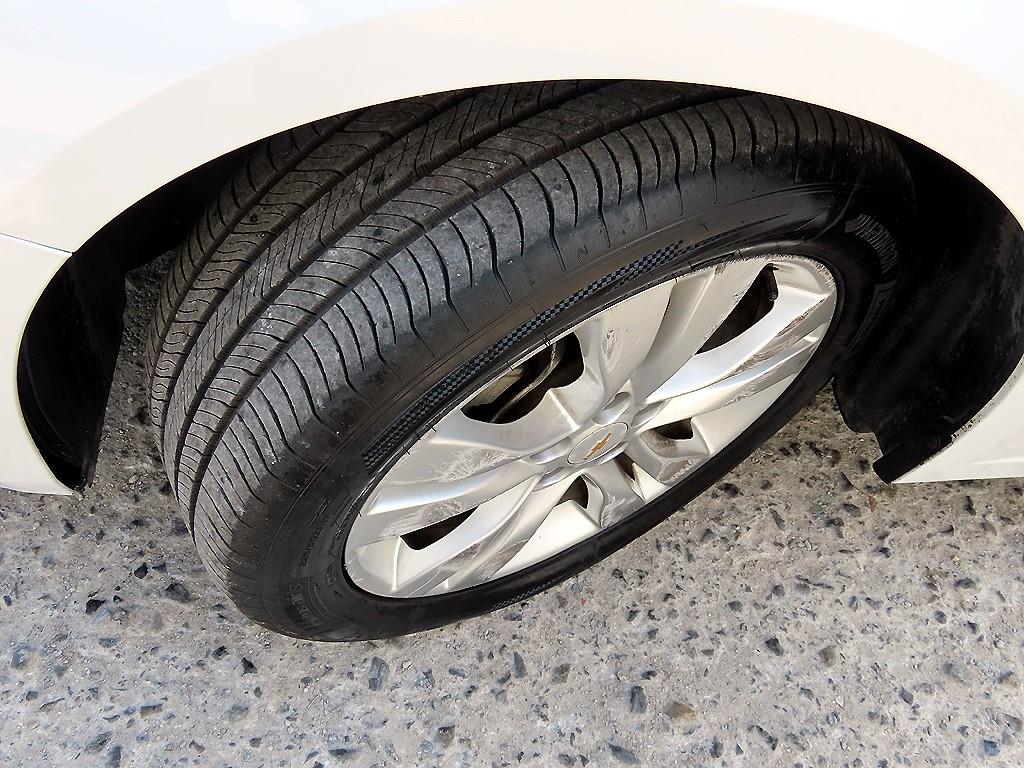 Chevrolet Cruise 2014 Blanco - Importación desde Corea - HF Imports Iquique - Foto 18