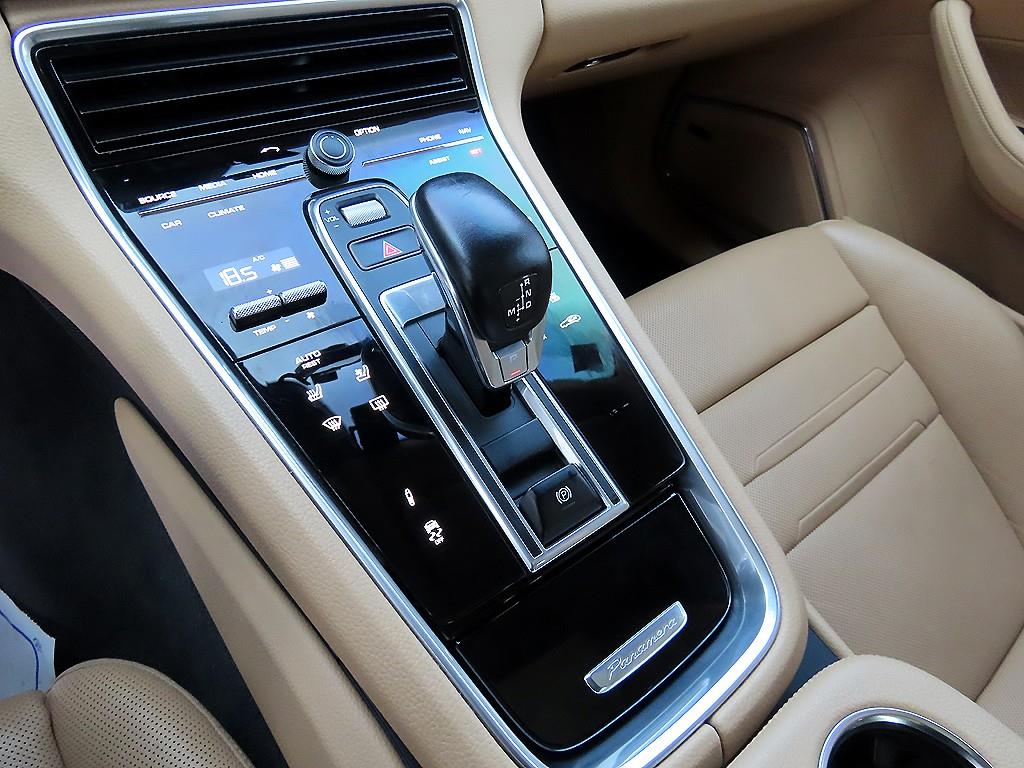 Porsche Panamera - Vista 11