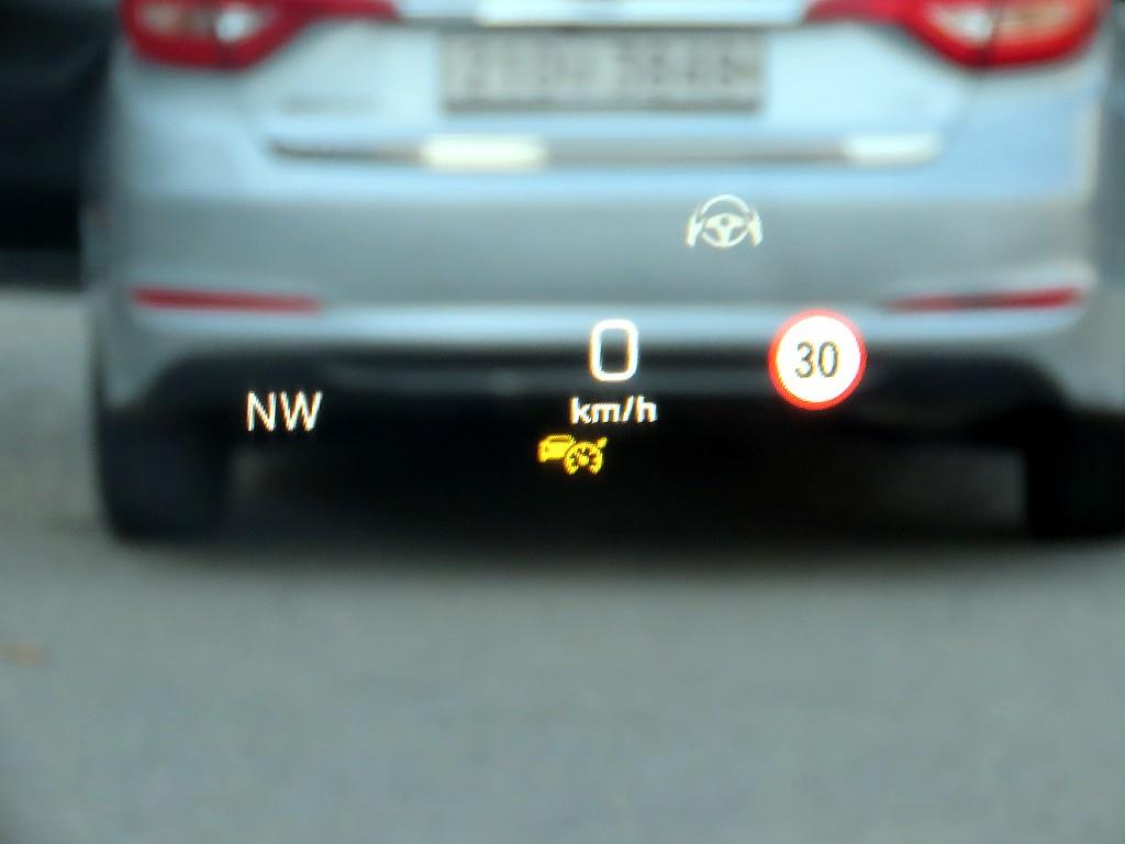 Mercedes Benz GLC Class - Vista 10