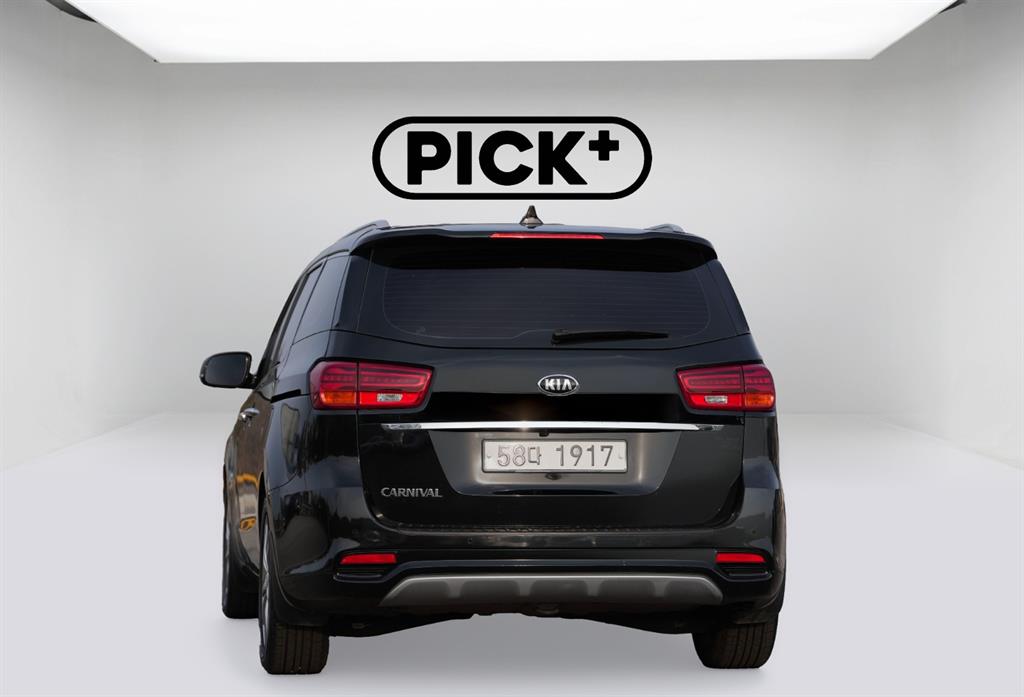 KIA Carnival - Vista 4