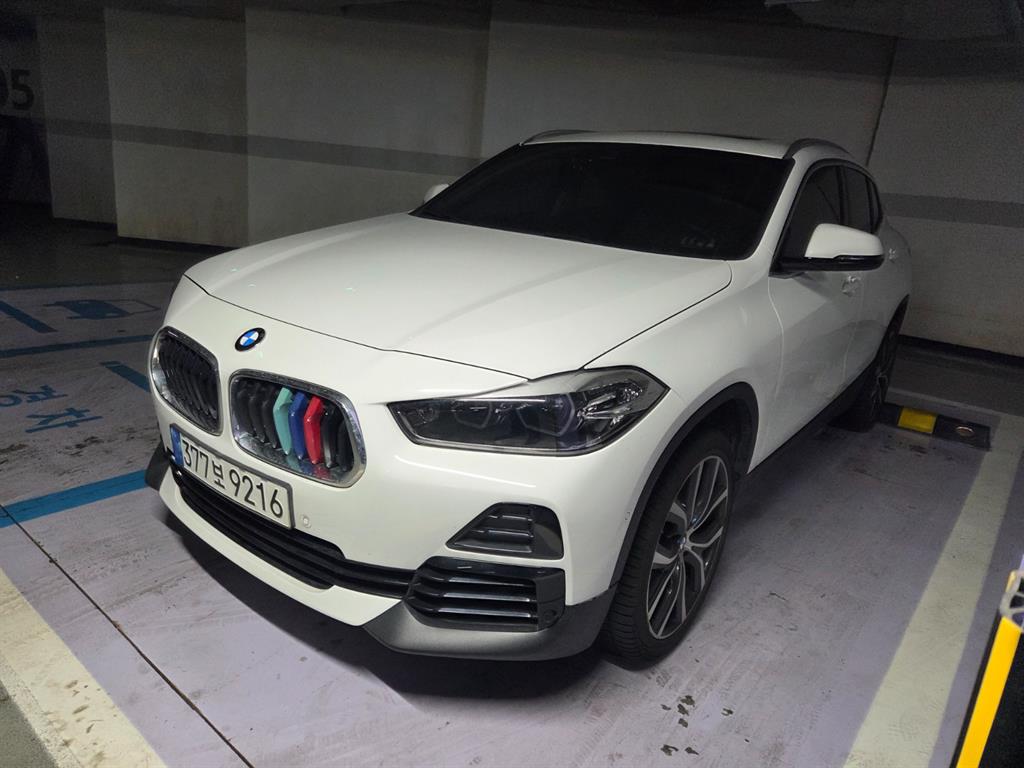 BMW X2 - Vista 3