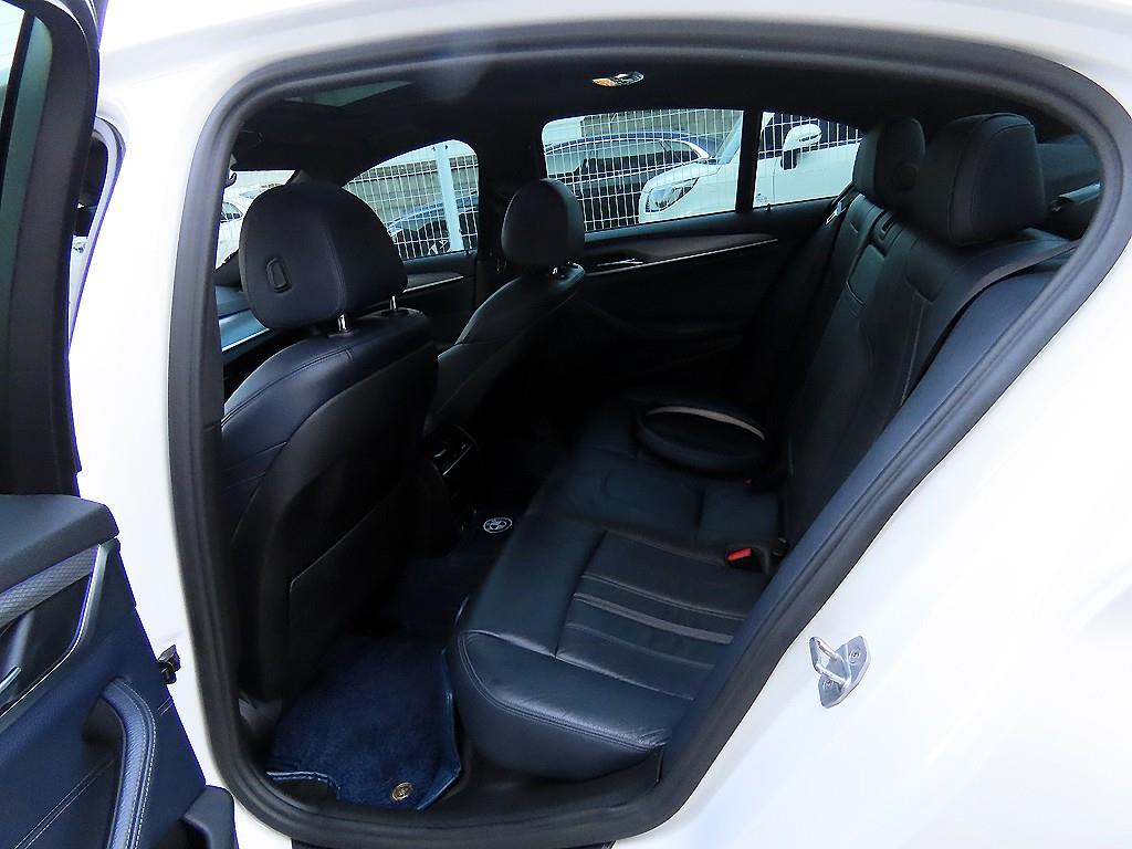 BMW 5 Series - Vista 6