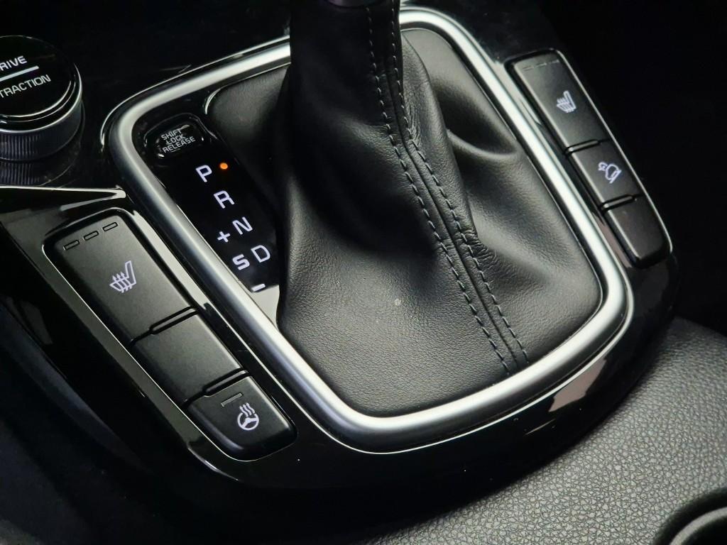 KIA Seltos 2022 Blanco - Importación desde Corea - HF Imports Iquique - Foto 17