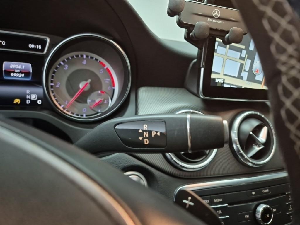 Mercedes Benz CLA Class - Vista 8