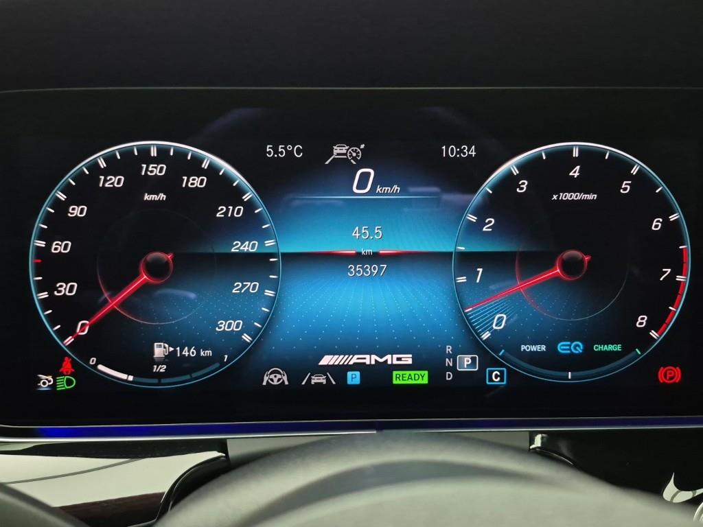 Mercedes Benz AMG GT - Vista 7