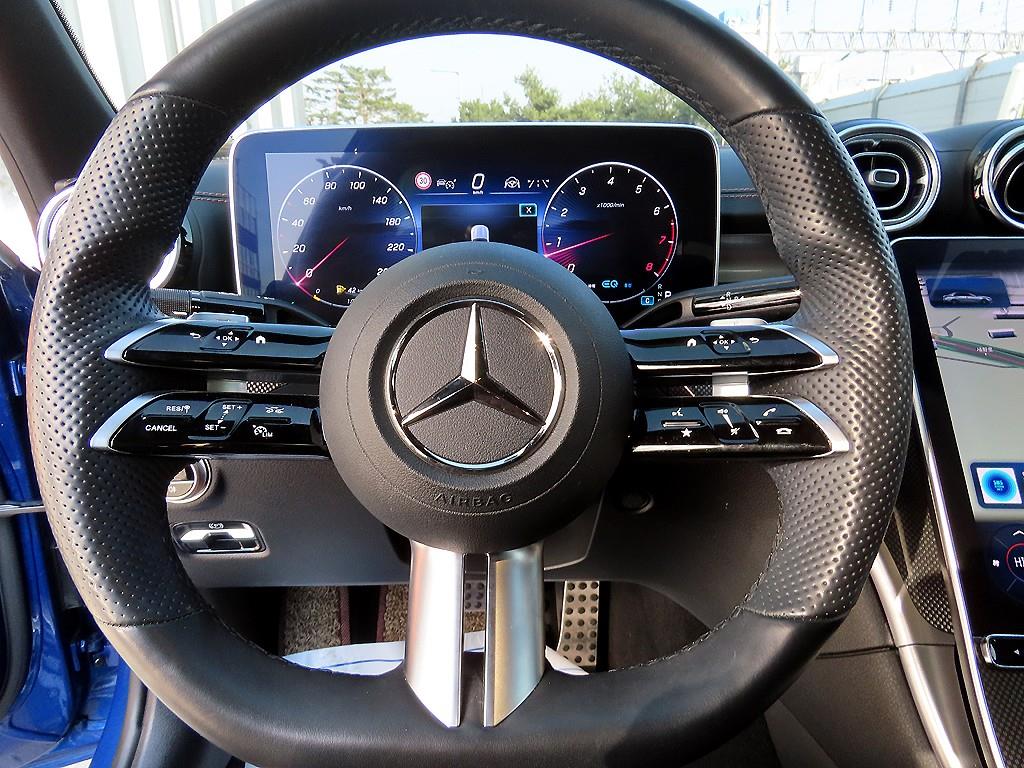 Mercedes Benz C Class - Vista 8