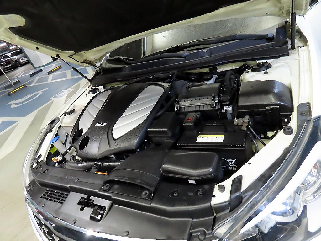 KIA K7 2012 Blanco - Importación desde Corea - HF Imports Iquique - Foto 19