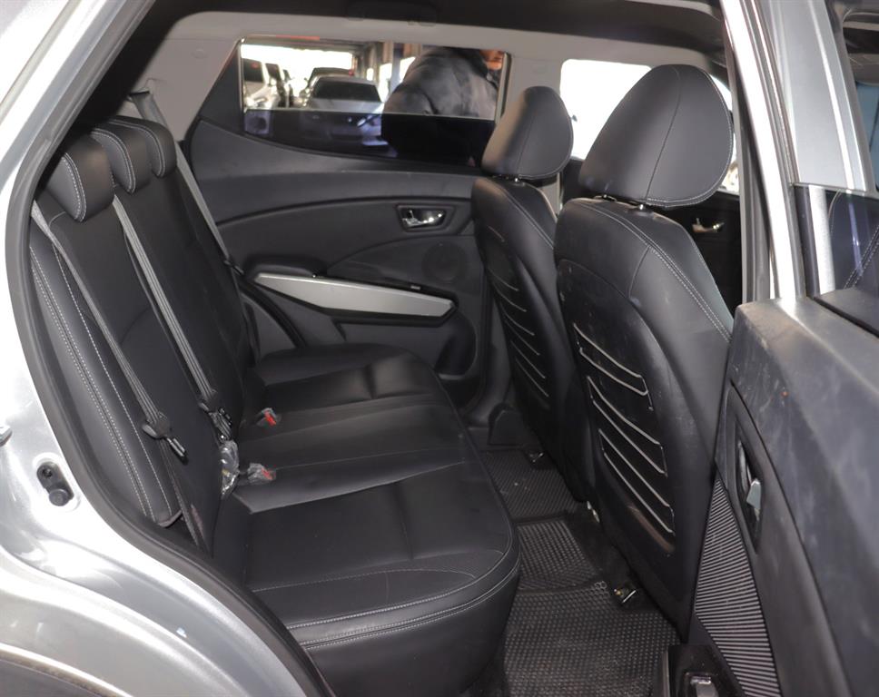 Ssangyong Tivoli 2015 Blanco - Importación desde Corea - HF Imports Iquique - Foto 11