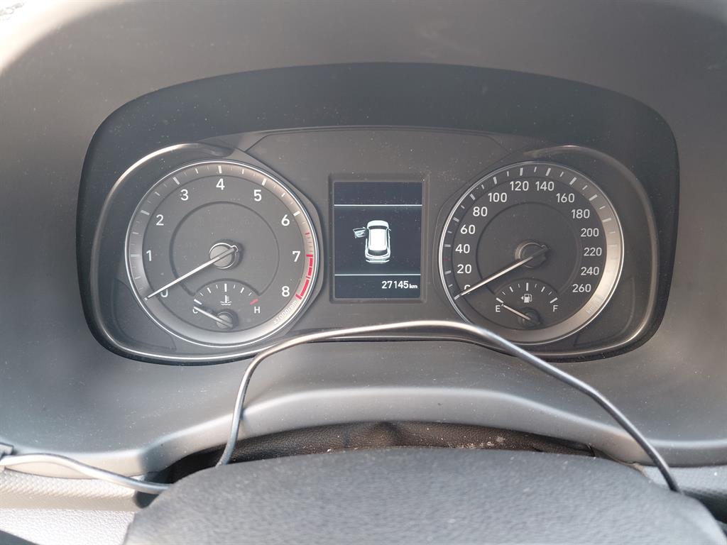 HYUNDAI Kona - Vista 8