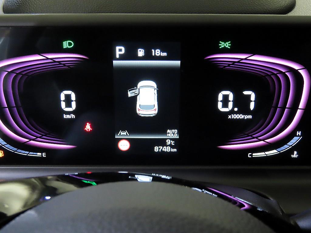 KIA Seltos - Vista 9