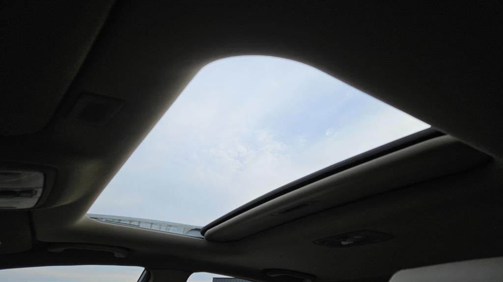 HYUNDAI Avante 2010 Blanco - Importación desde Corea - HF Imports Iquique - Foto 19