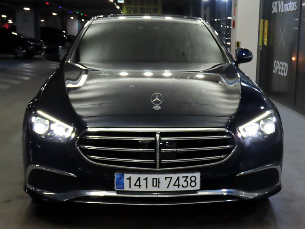 Mercedes Benz E class - Vista 2