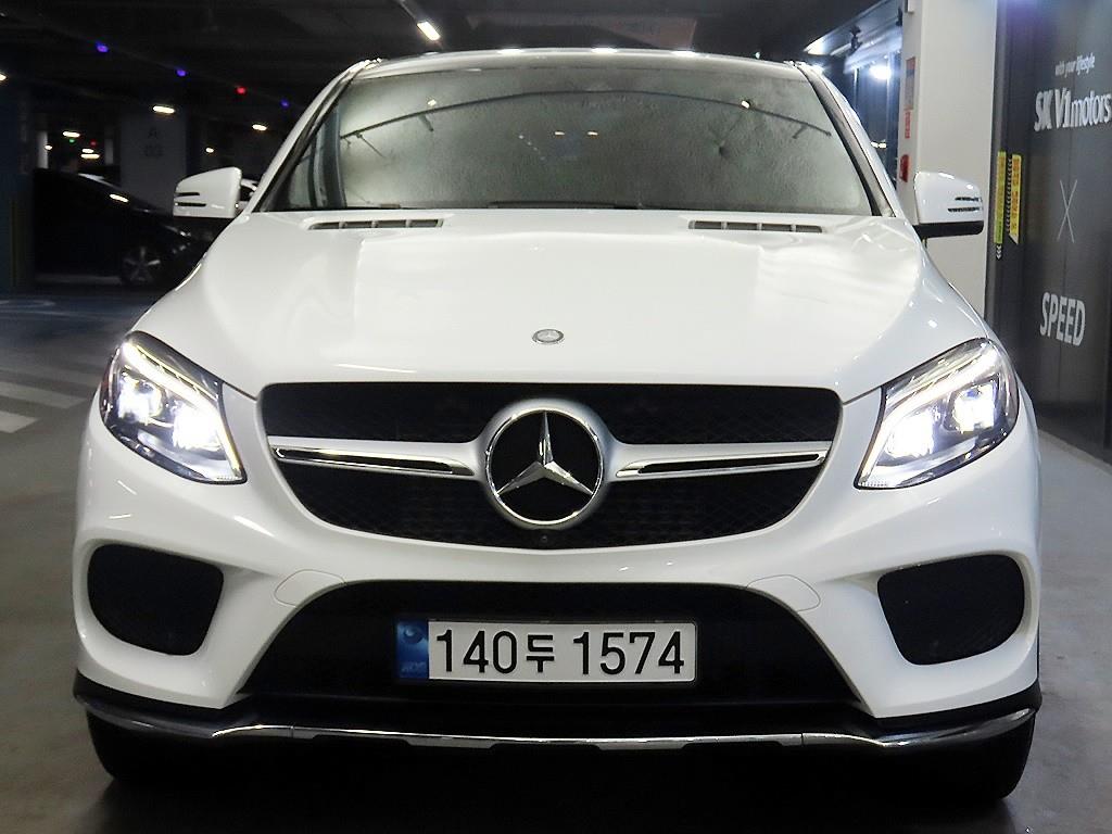 Mercedes Benz GLE Class - Vista 2
