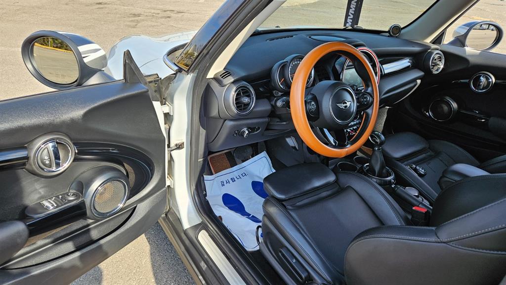 Mini Cooper - Vista 11